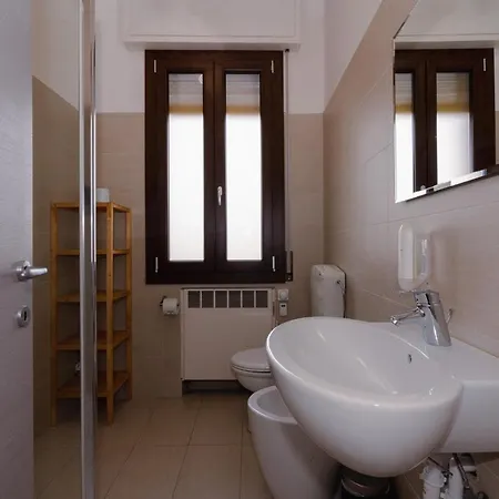 Elegance Bed & Breakfast 3*