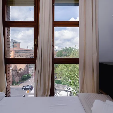 فندق مبيت وإفطار Elegance بولونيا