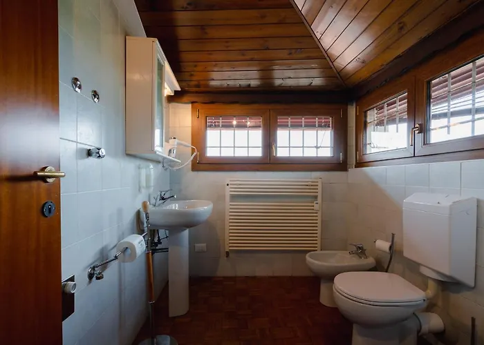 Elegance Bed & Breakfast 3*