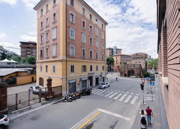Elegance 3* Bologna