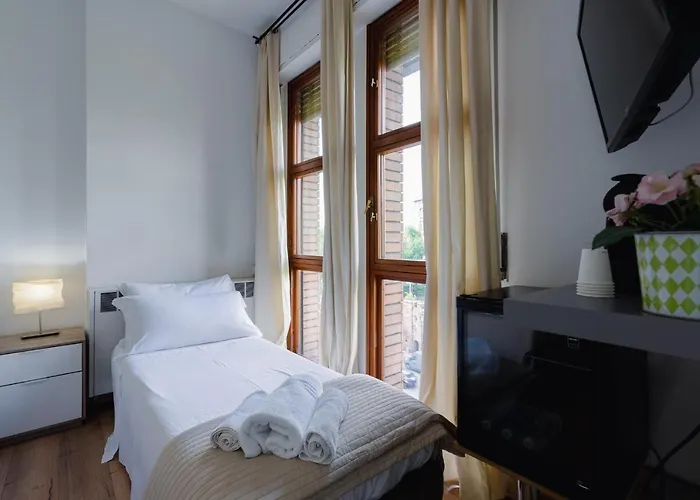 Bed & Breakfast Elegance