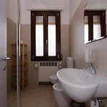 Elegance Bed & Breakfast 3*