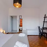 Bed & Breakfast Elegance