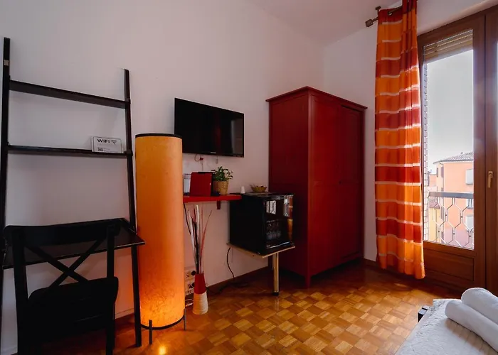 Elegance 3* Болонья